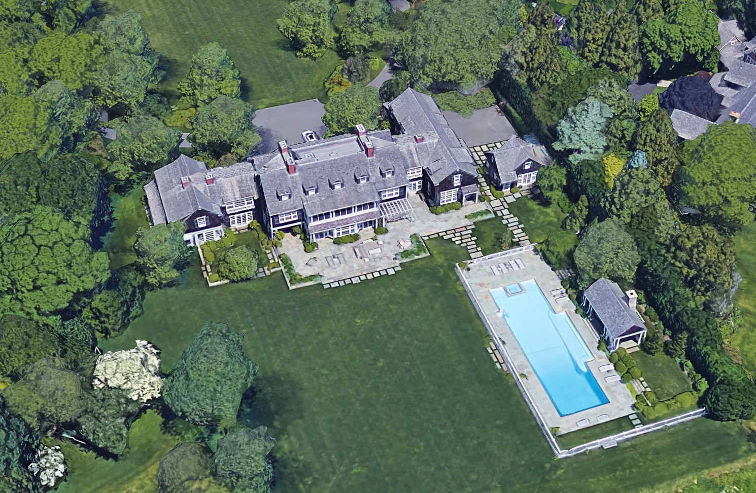 Aerial view of Jerry Seinfeld