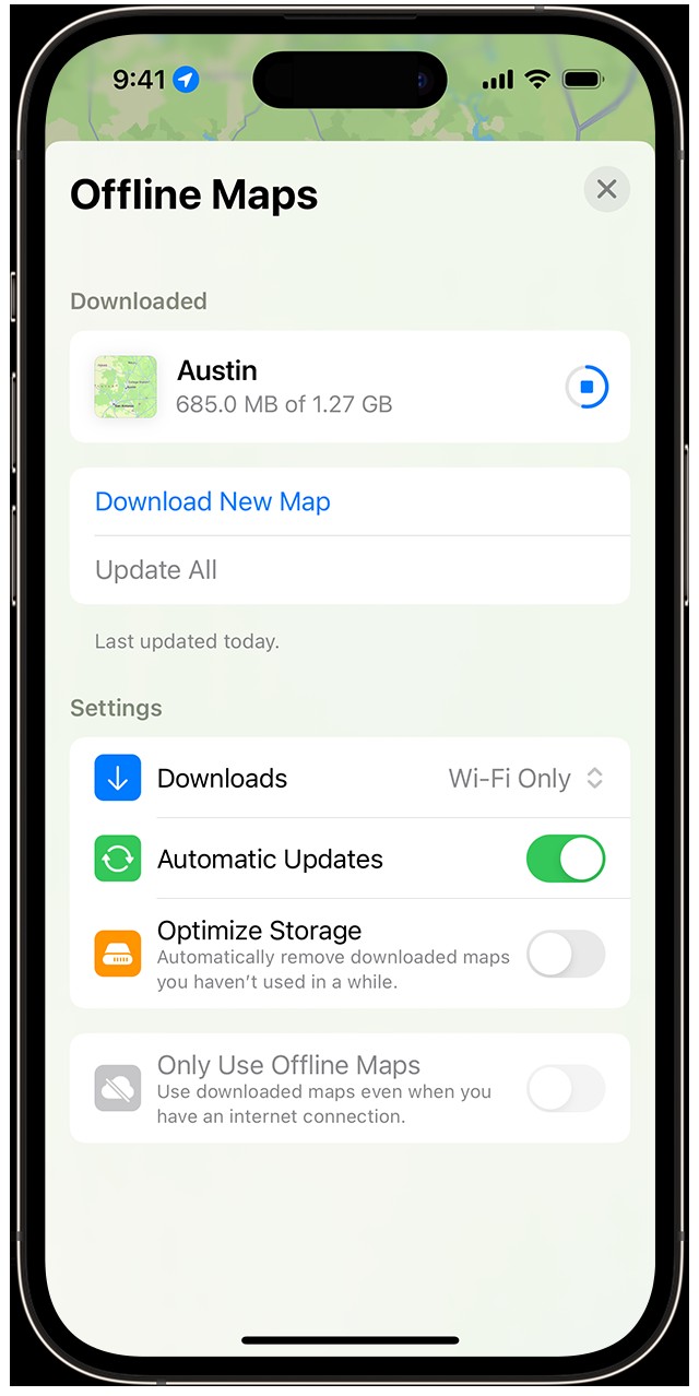 Screenshot of Google Maps settings showing offline maps management options, including viewing downloaded maps, updating settings, and optimizing storage.