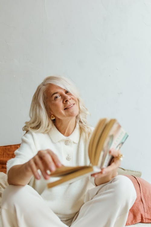Hourly wage calculation for budgeting and financial planning
