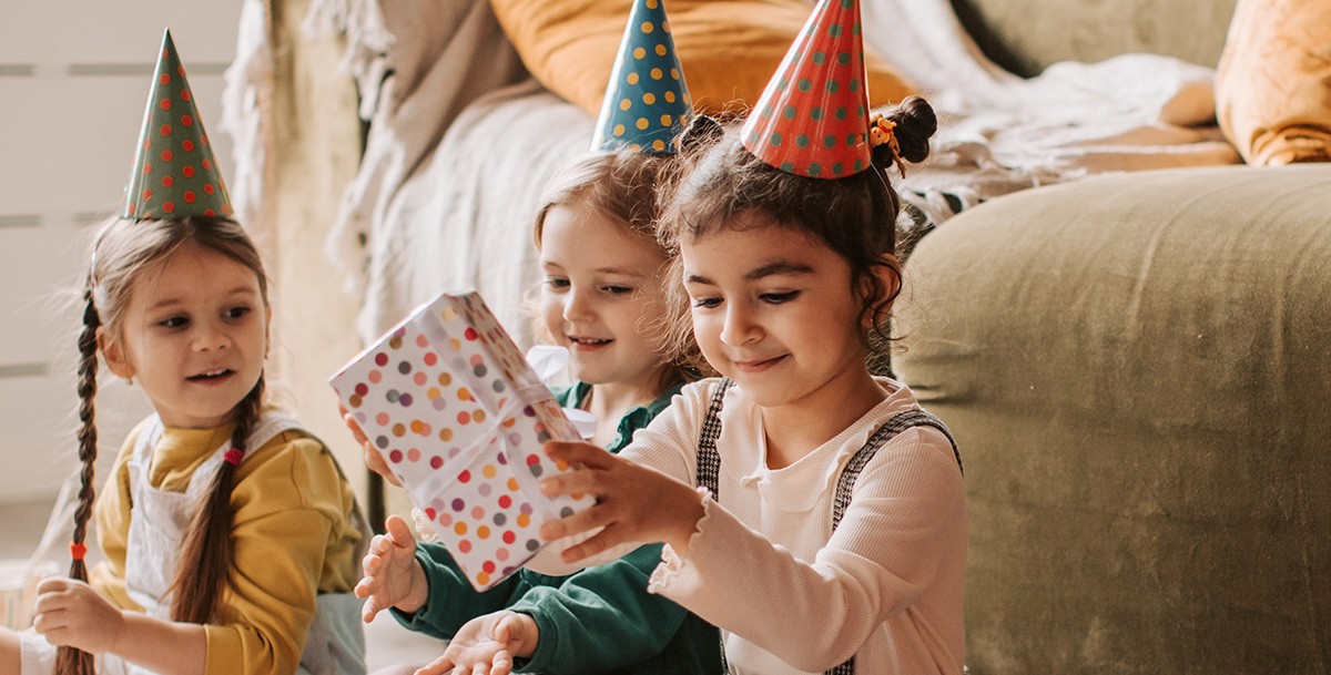 Happy birthday in Spanish at a childrens party