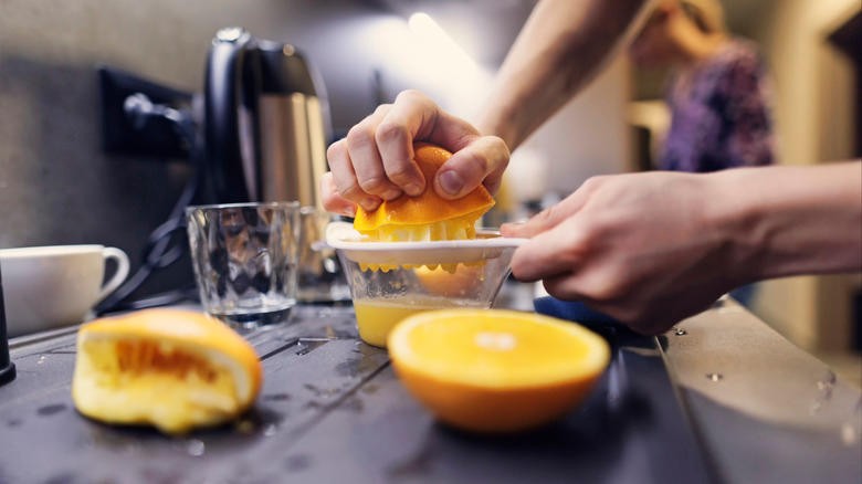 Orange Preparation Techniques for Maximizing Juice Yield
