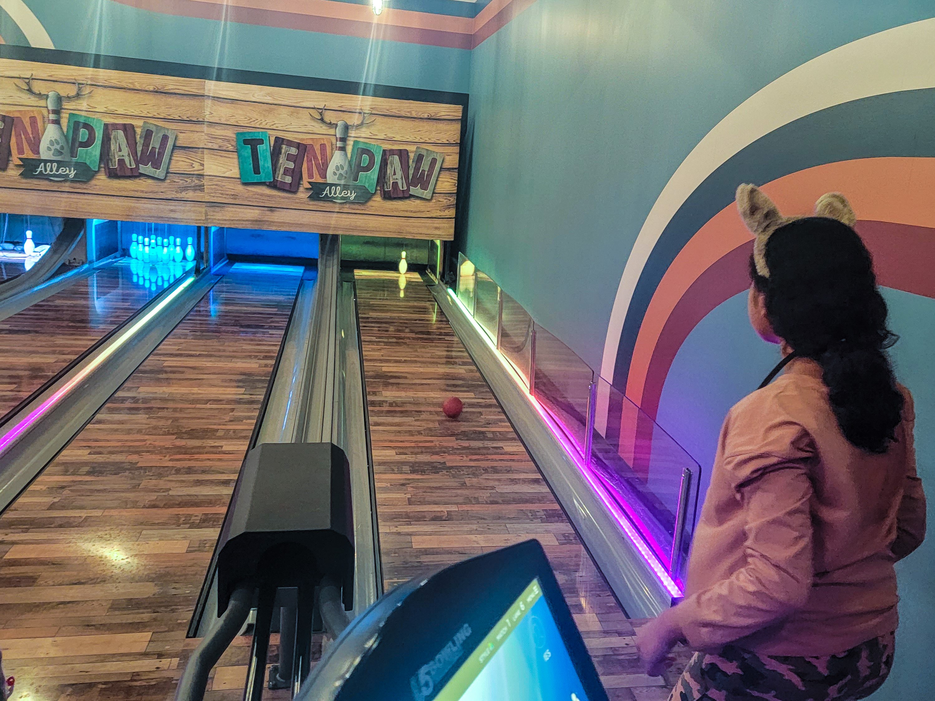 Great Wolf Lodge Bowling Fun