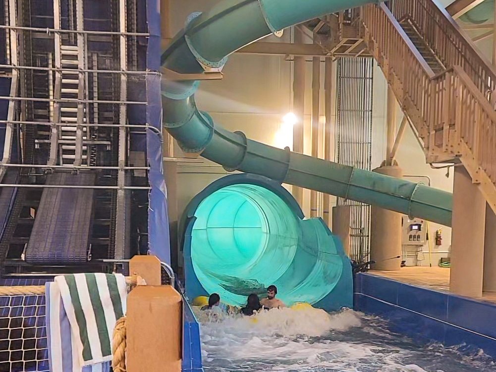Great Wolf Lodge Water Slide Thrills