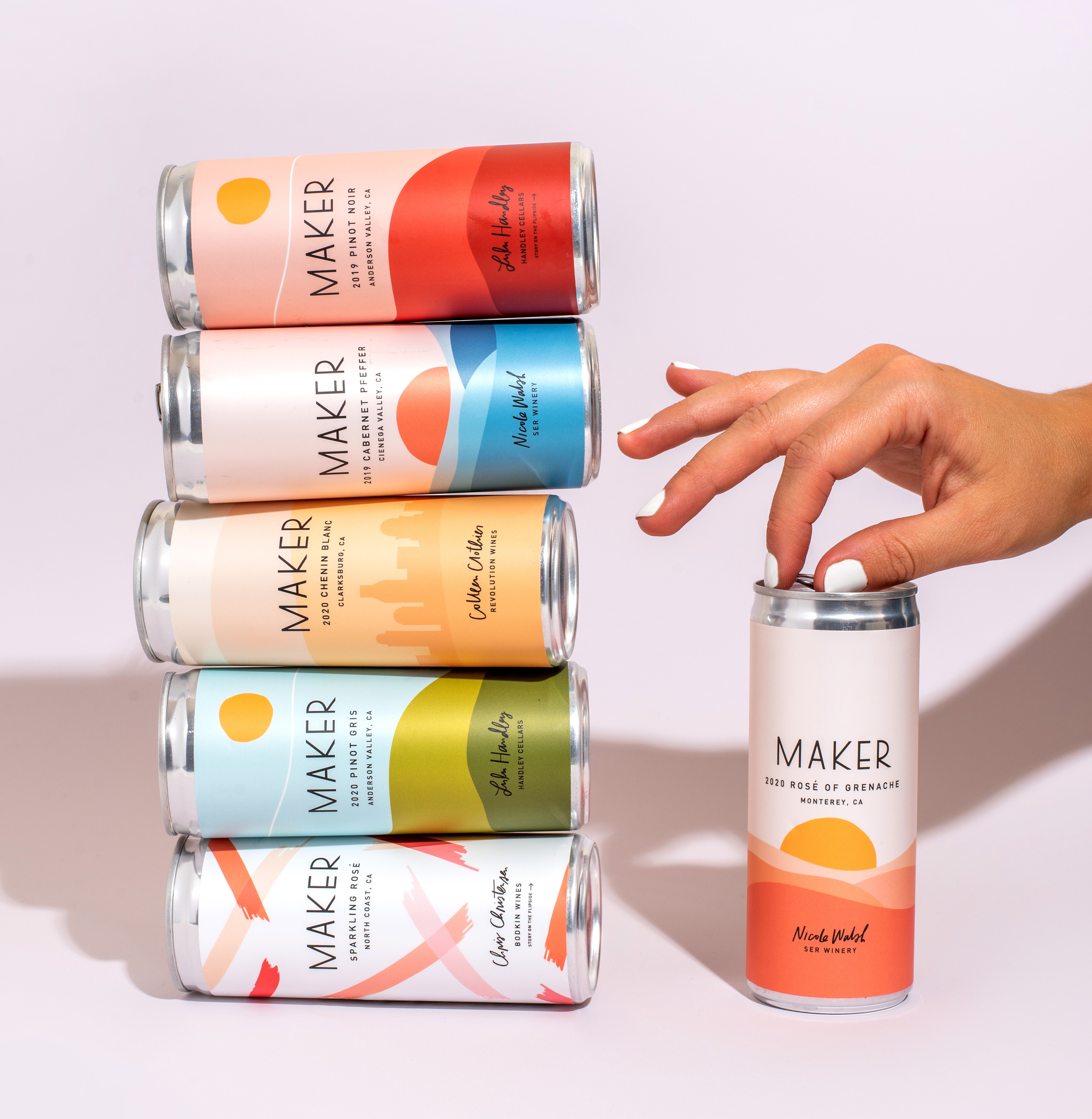Comparing White Claw and wine cans