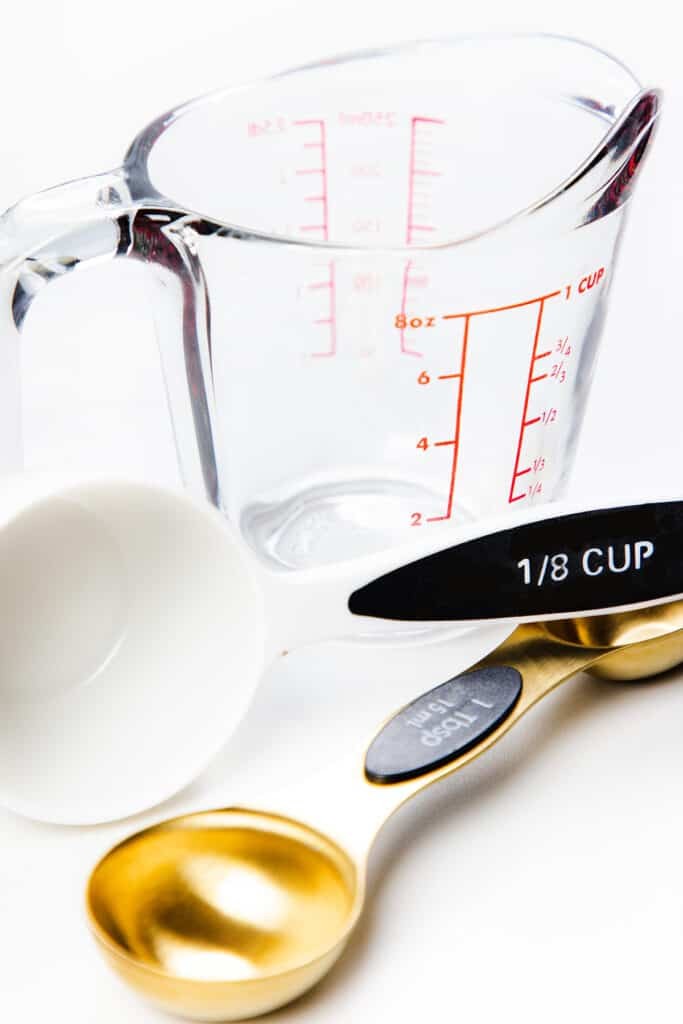 Measuring spoons and cups