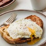 Comparison of egg styles: sunny-side up, over easy, over medium, over hard