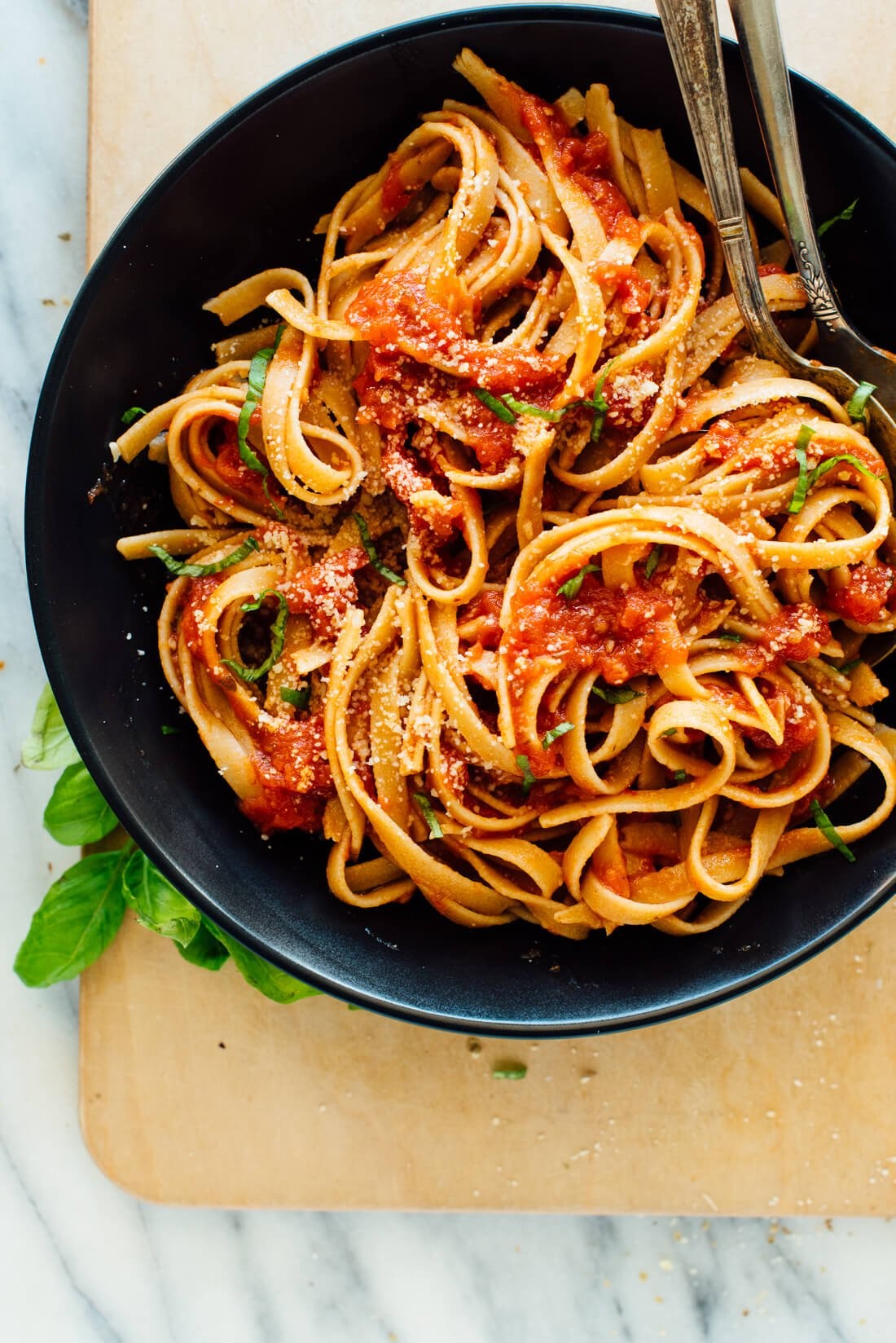 Homemade marinara sauce with fresh ingredients