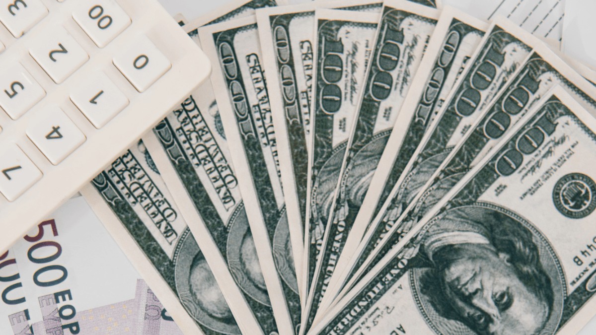Financial Stability: Four-Figure Salary